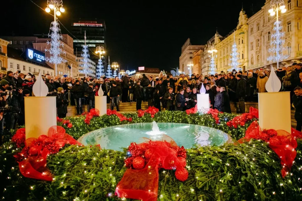 Advent in Zagreb - mercados de natal
