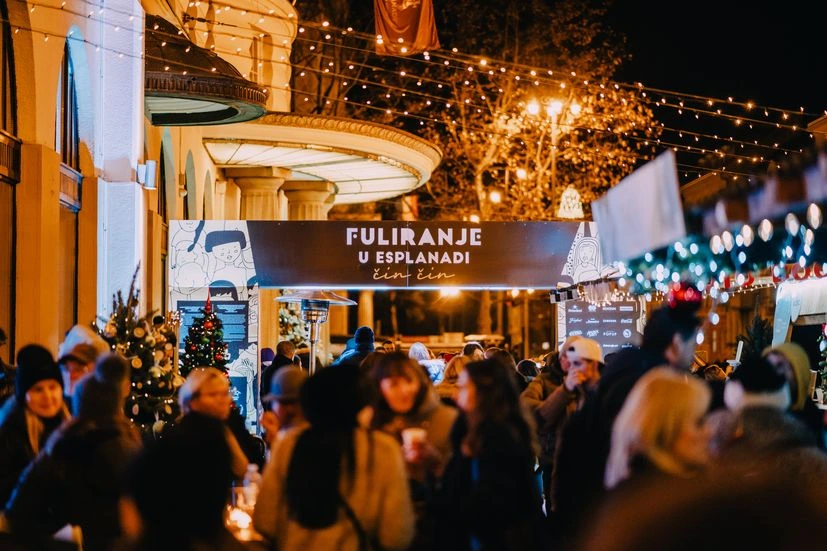 Advent em Zagreb - Fuliranje - Esplanade - Mercado de Natal - Croácia