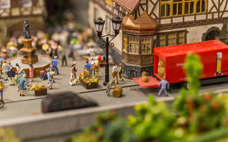 Backo Mini Express- Entreter as crianças