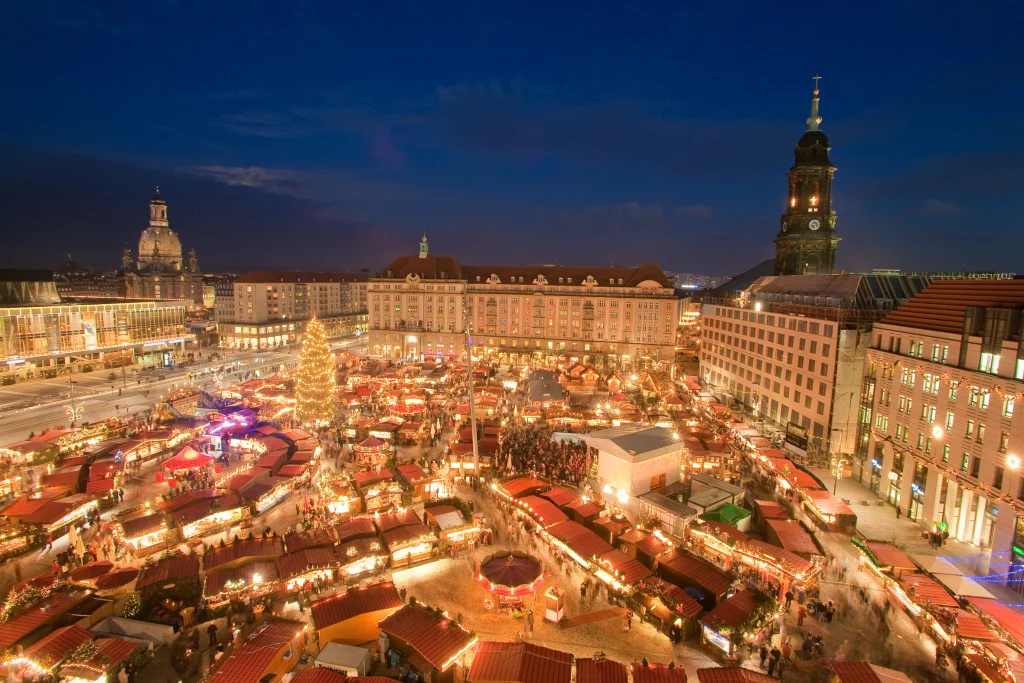 Striezelmarkt, Dresden, Alemanha - mercados de natal