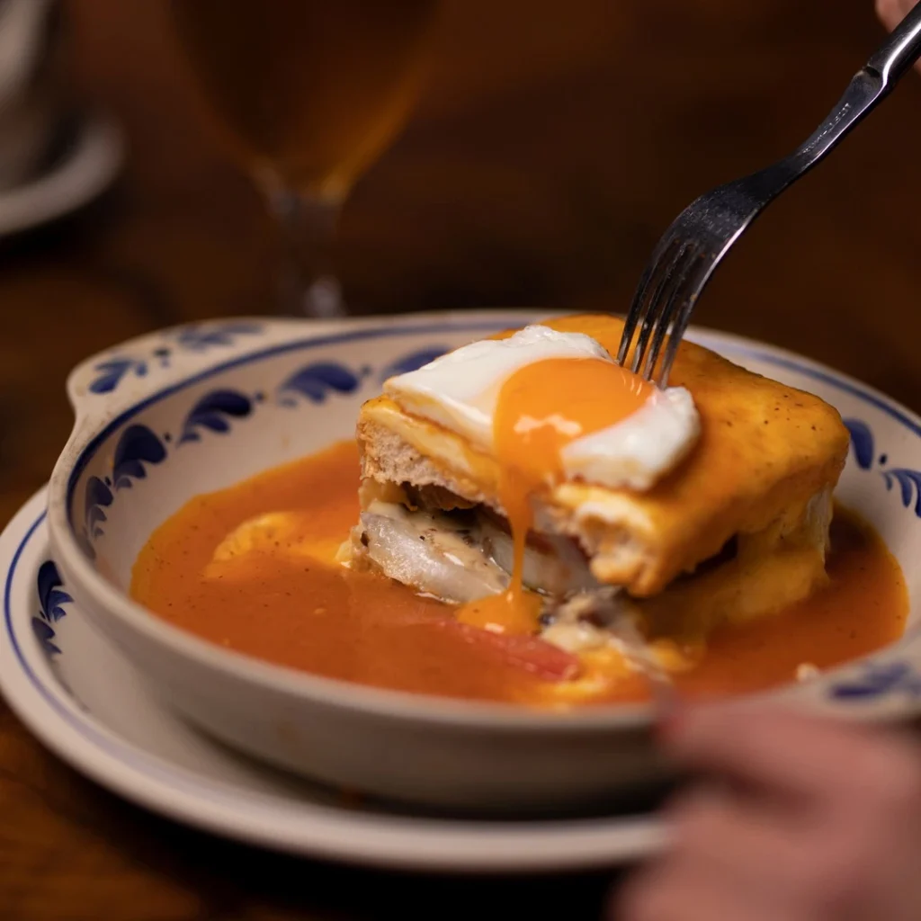 Yuko Tavern - Roteiro da Francesinha